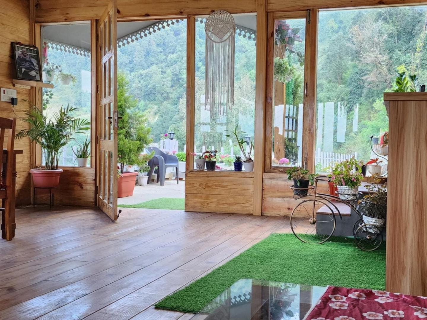 Hotel The Mystic Pines à Nainital Extérieur photo